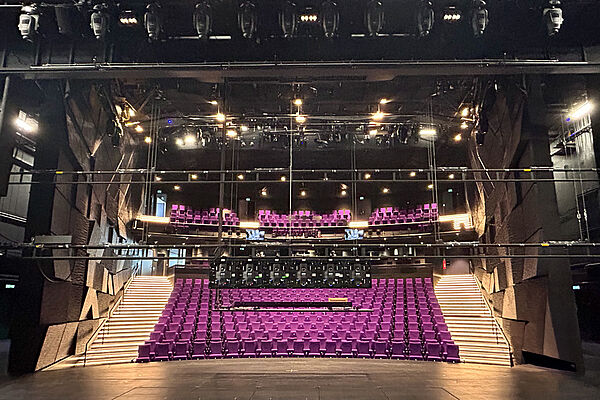 Zurück im Rampenlicht - das Kleine Haus am Staatstheater Darmstadt Staatstheater Darmstadt hebt wieder den Vorhang