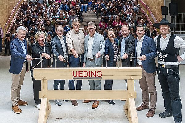 Neubau der Melanchthonschule in Münster-Coerde erreicht einen wichtigen Meilenstein Richtfest an der Melanchthonschule in Münster-Coerde