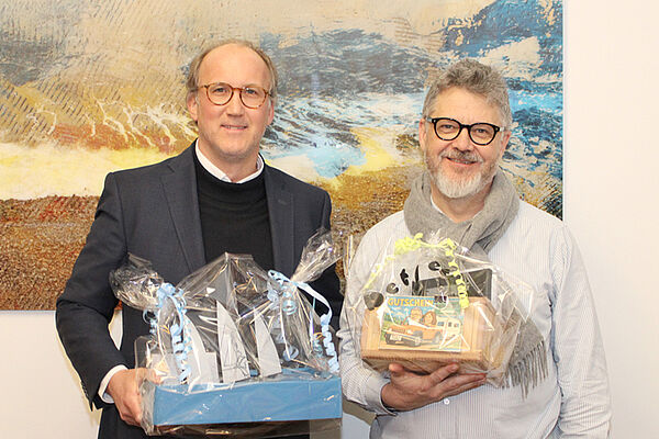 Kolja Burggräf und Detlef Nitsch feiern gemeinsam Geburtstag Gemeinsame Geburtstagsfeier am Standort Dortmund