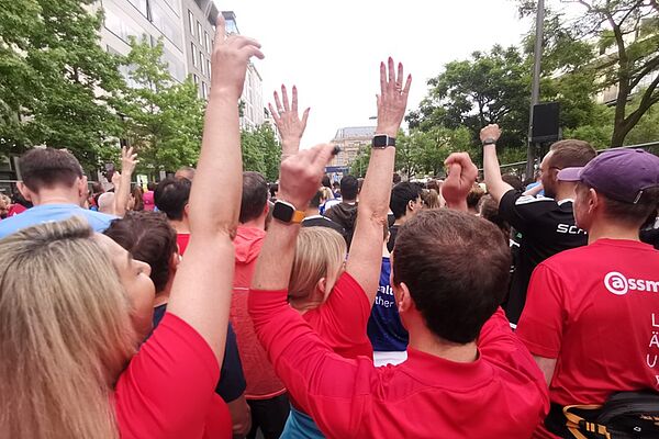Team Frankfurt nimmt am J.P. Morgan Lauf teil J.P. Morgan-Lauf mit Frankfurter Beteiligung