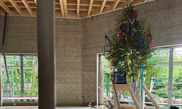 Don-Bosco: Erweiterungsbau wächst sichtbar zwischen Altbau, Offener Ganztagsschule und Sporthalle Don-Bosco-Grundschule feiert Richtfest