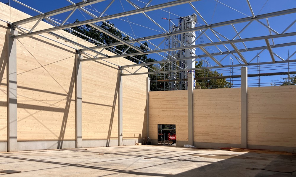Update zur neuen Sporthalle der Theodor-Litt-Realschule Sporthalle der Theodor-Litt-Realschule nimmt Gestalt an