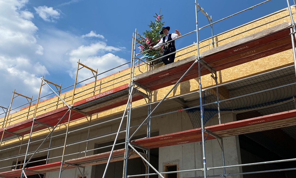 Projektsteuerung Feuerwehrzentrum in Usingen Richtfest Feuerwehrzentrum Usingen